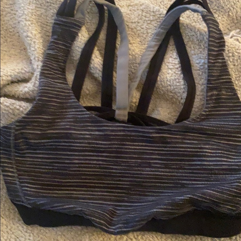 Lululemon black and gray sports bra size 4